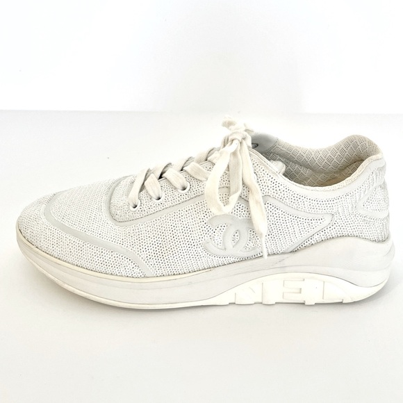 CHANEL‎ Sequin CC Sneakers White Size 10 - Picture 6 of 9